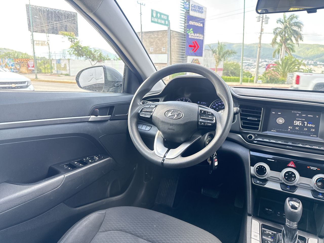 2020 Hyundai Elantra 2.0 Gls Premium At