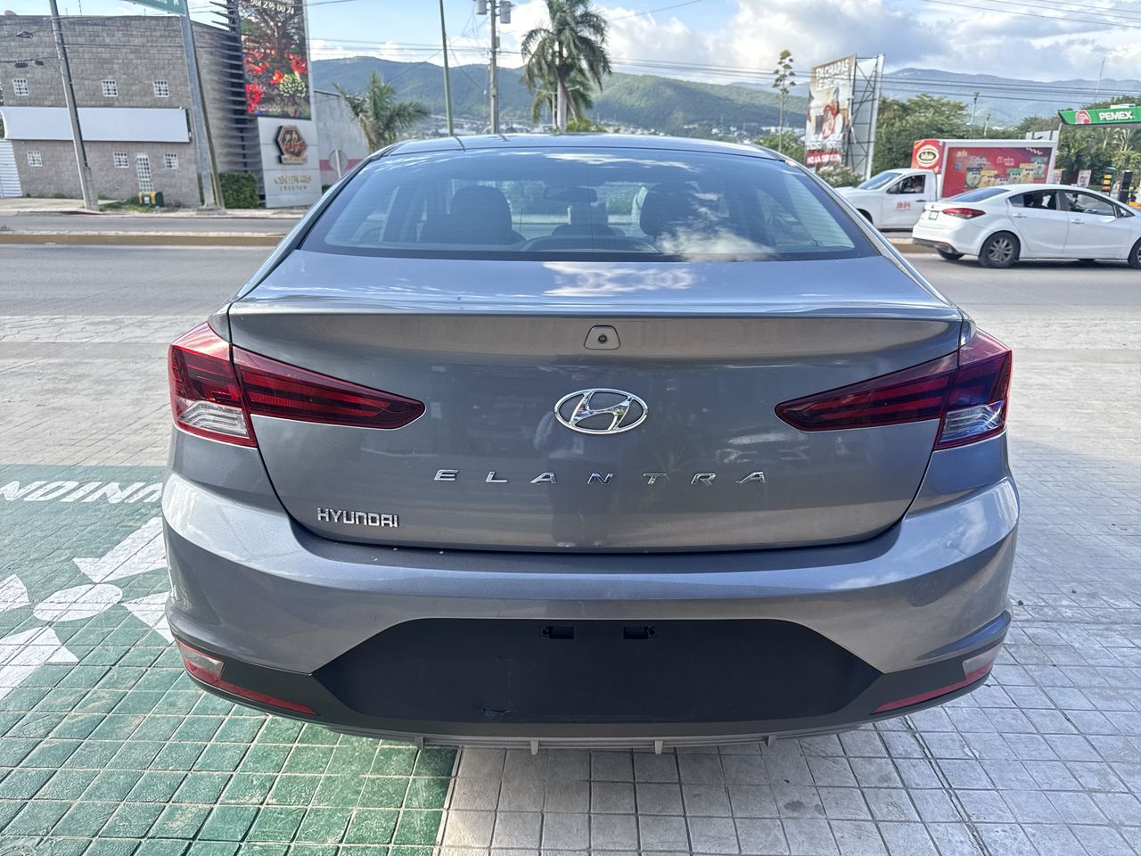 2020 Hyundai Elantra 2.0 Gls Premium At