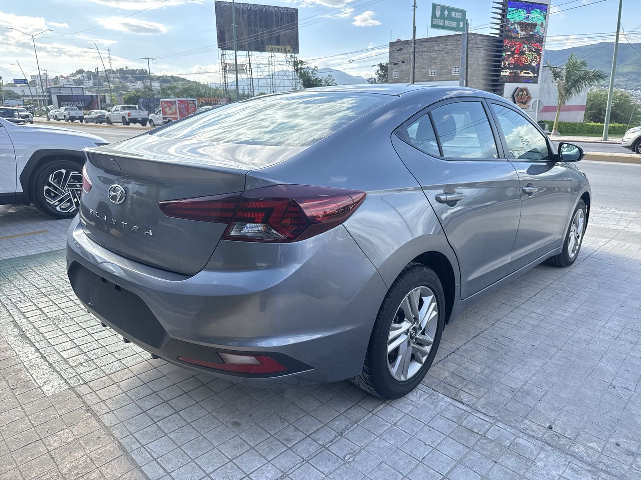2020 Hyundai Elantra 2.0 Gls Premium At