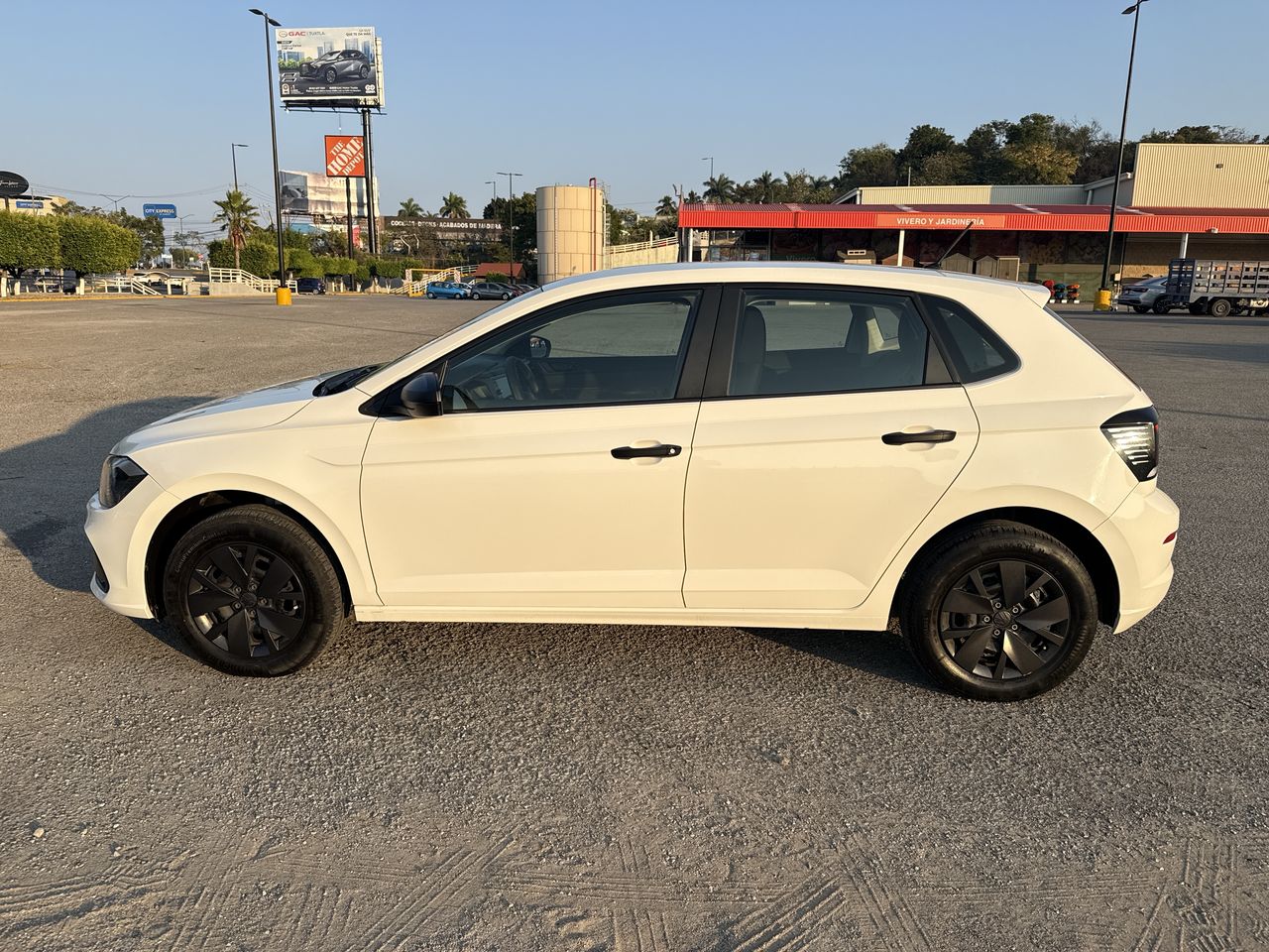 2024 Volkswagen Polo 1.6 Track Mt