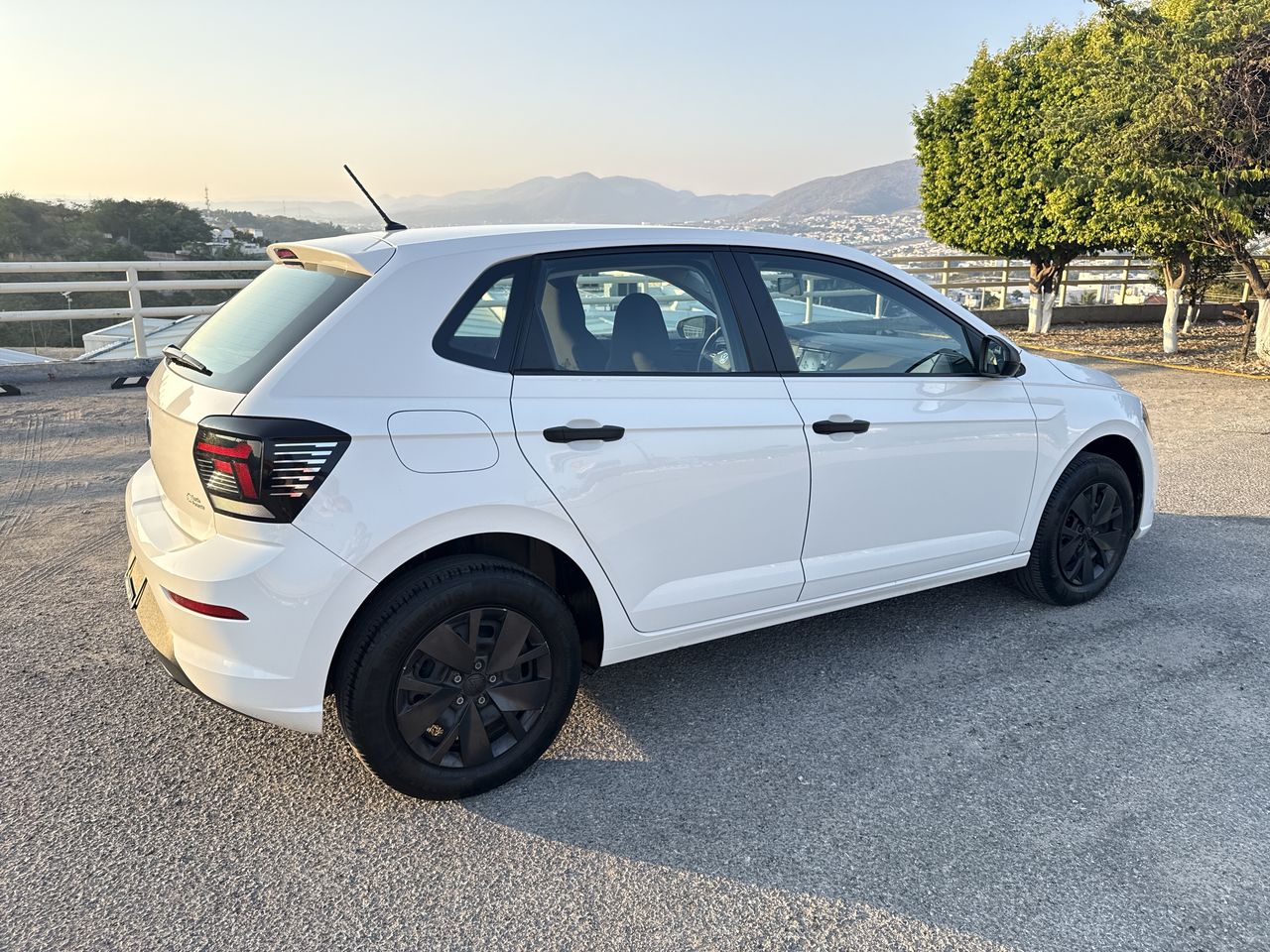 2024 Volkswagen Polo 1.6 Track Mt