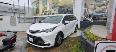 2021 Toyota Sienna 2.5 Le Hev At