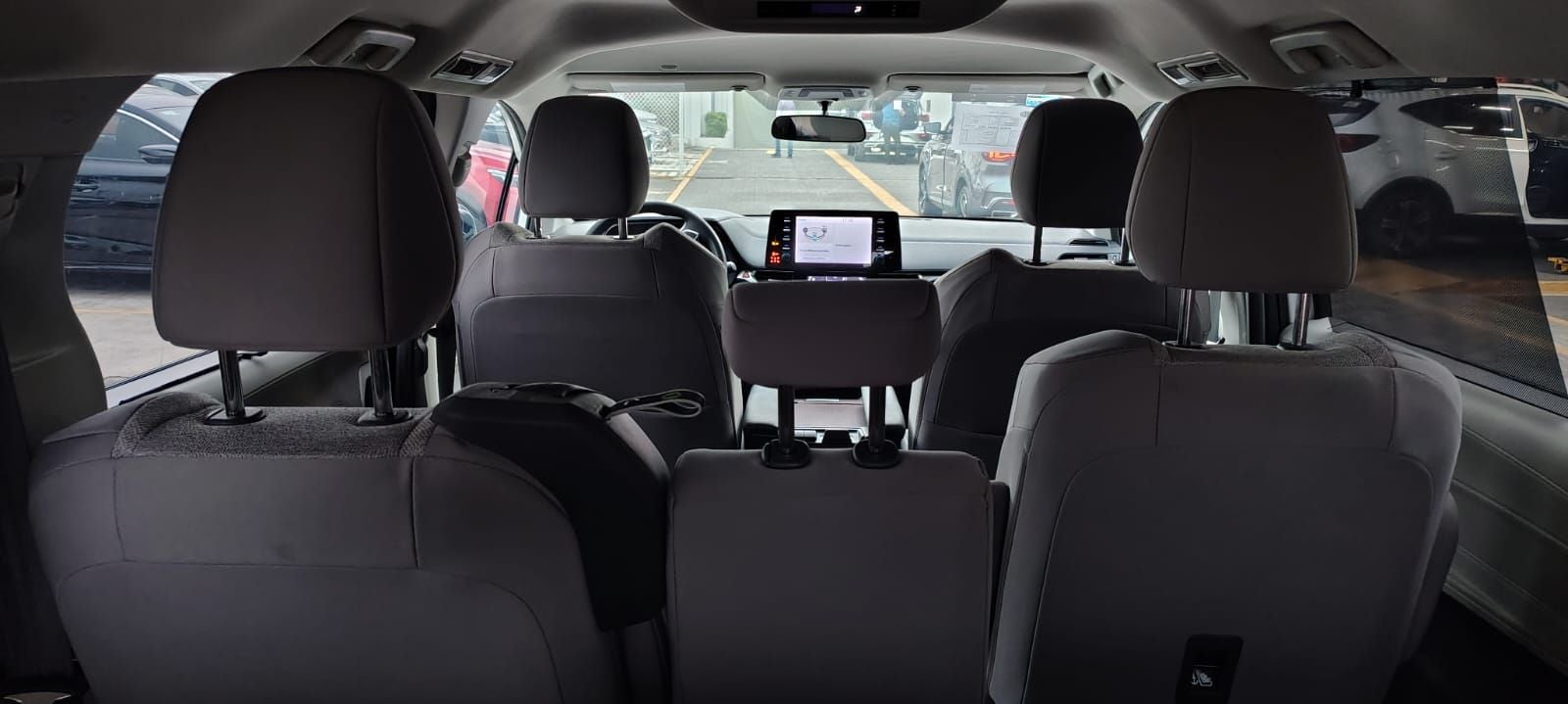 2021 Toyota Sienna 2.5 Le Hev At