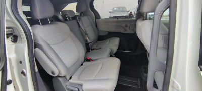 2021 Toyota Sienna 2.5 Le Hev At