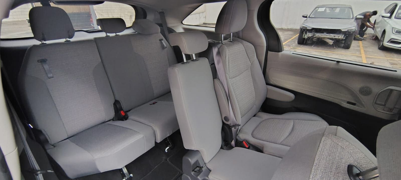 2021 Toyota Sienna 2.5 Le Hev At