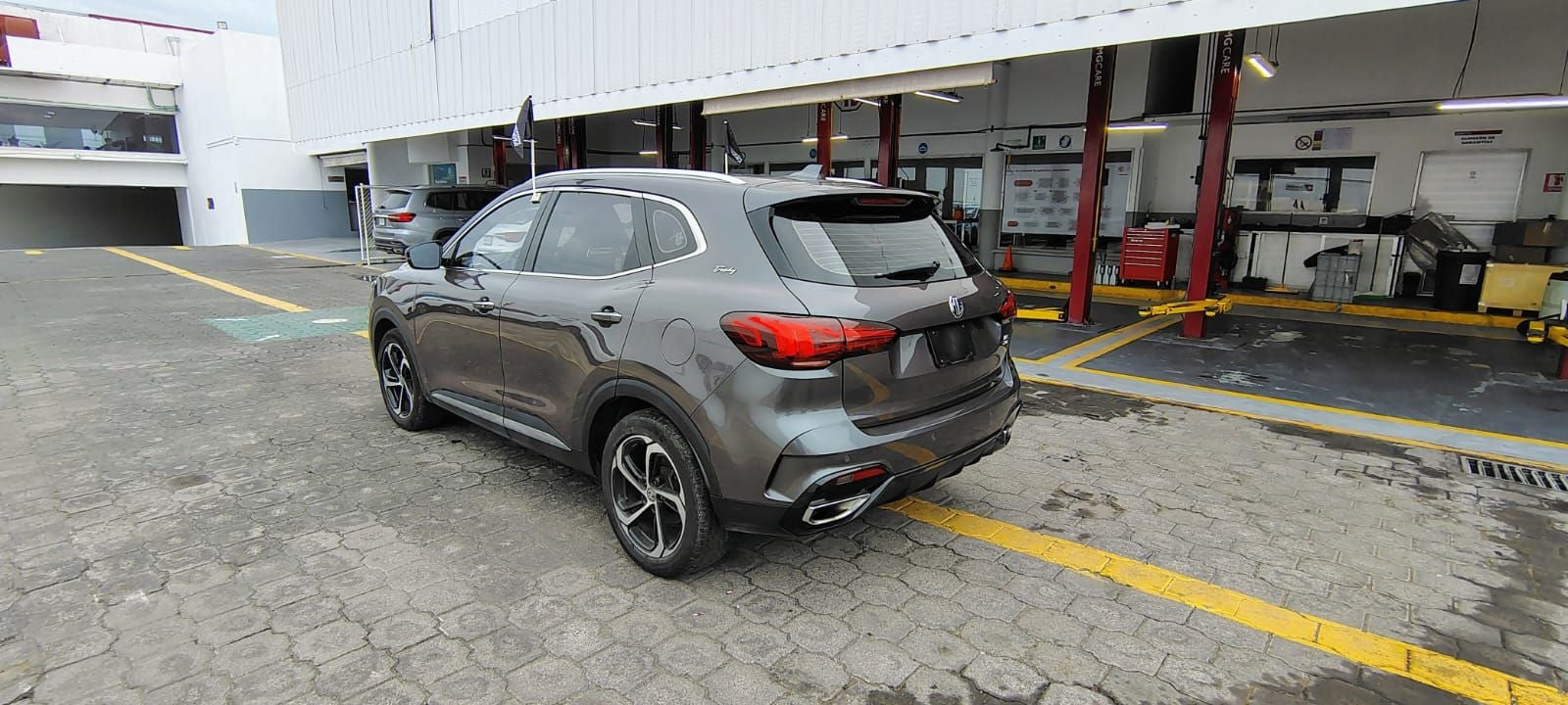 2024 MG MG HS 1.5 Trophy Pack At