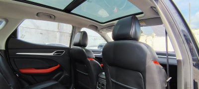 2024 MG MG ZS 1.5 Elegance Red Pack At