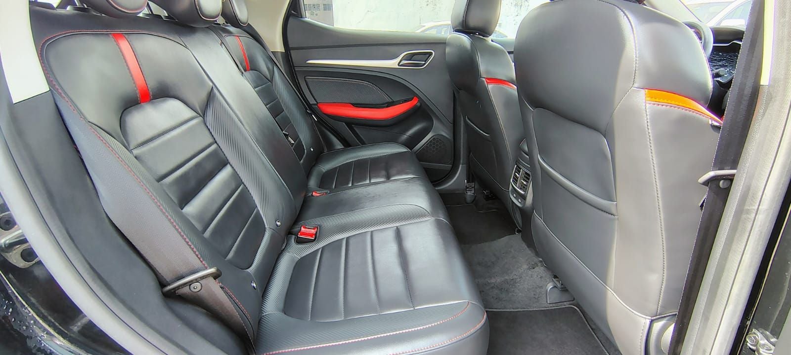 2024 MG MG ZS 1.5 Elegance Red Pack At