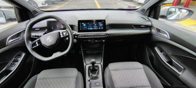 2025 MG MG 3 1.5 Style HB Mt