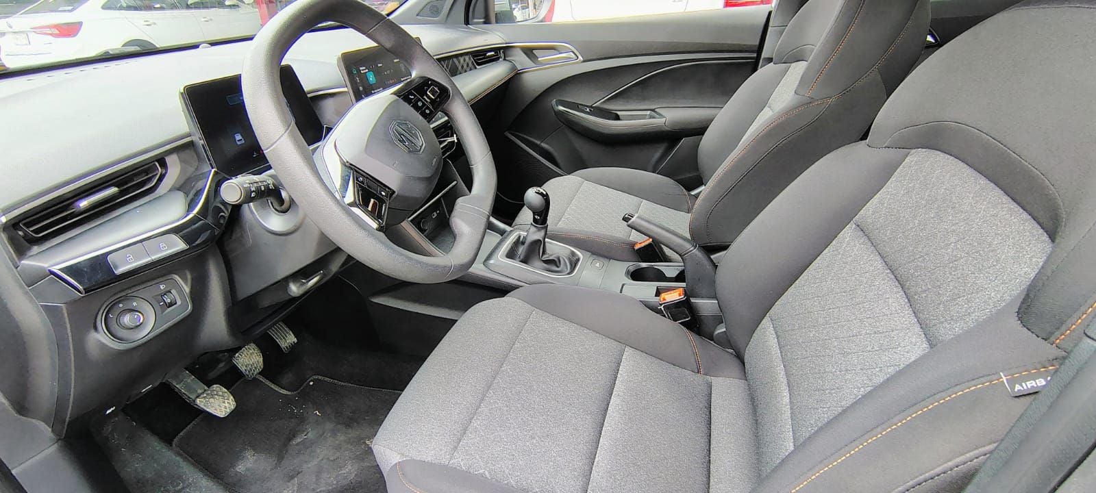 2025 MG MG 3 1.5 Style HB Mt