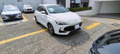2025 MG MG 3 1.5 Style HB Mt