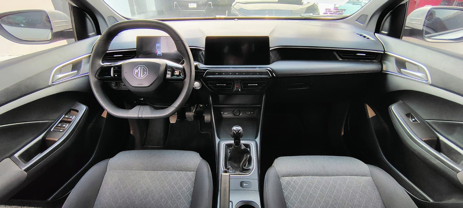 2025 MG MG 3 1.5 Style HB Mt