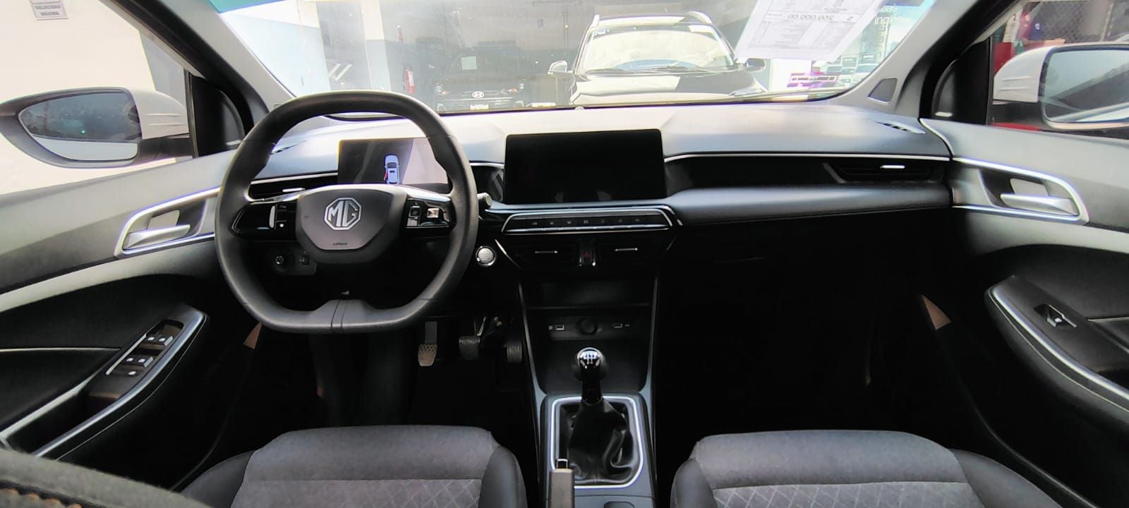 2025 MG MG 3 1.5 Style HB Mt