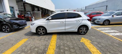 2025 MG MG 3 1.5 Style HB Mt