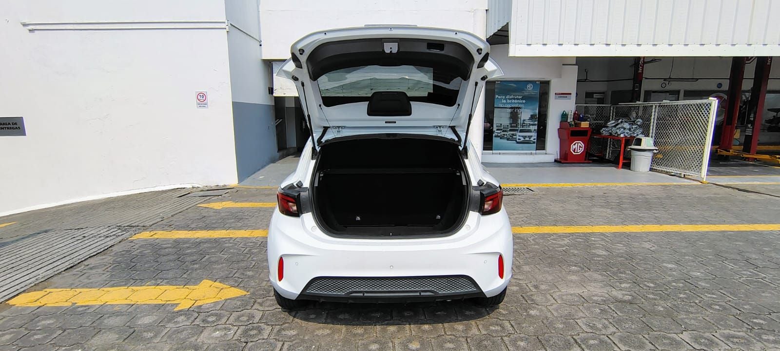 2025 MG MG 3 1.5 Style HB Mt