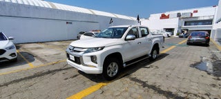 2022 Mitsubishi L200 2.4 Glx Cabina Doble 4x2 Mt