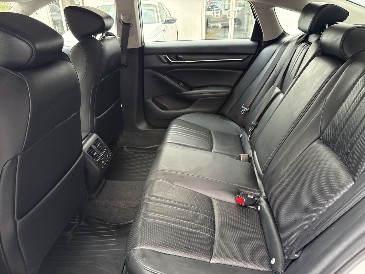 2022 Honda Accord 2.0 L4 Touring Piel Cvt