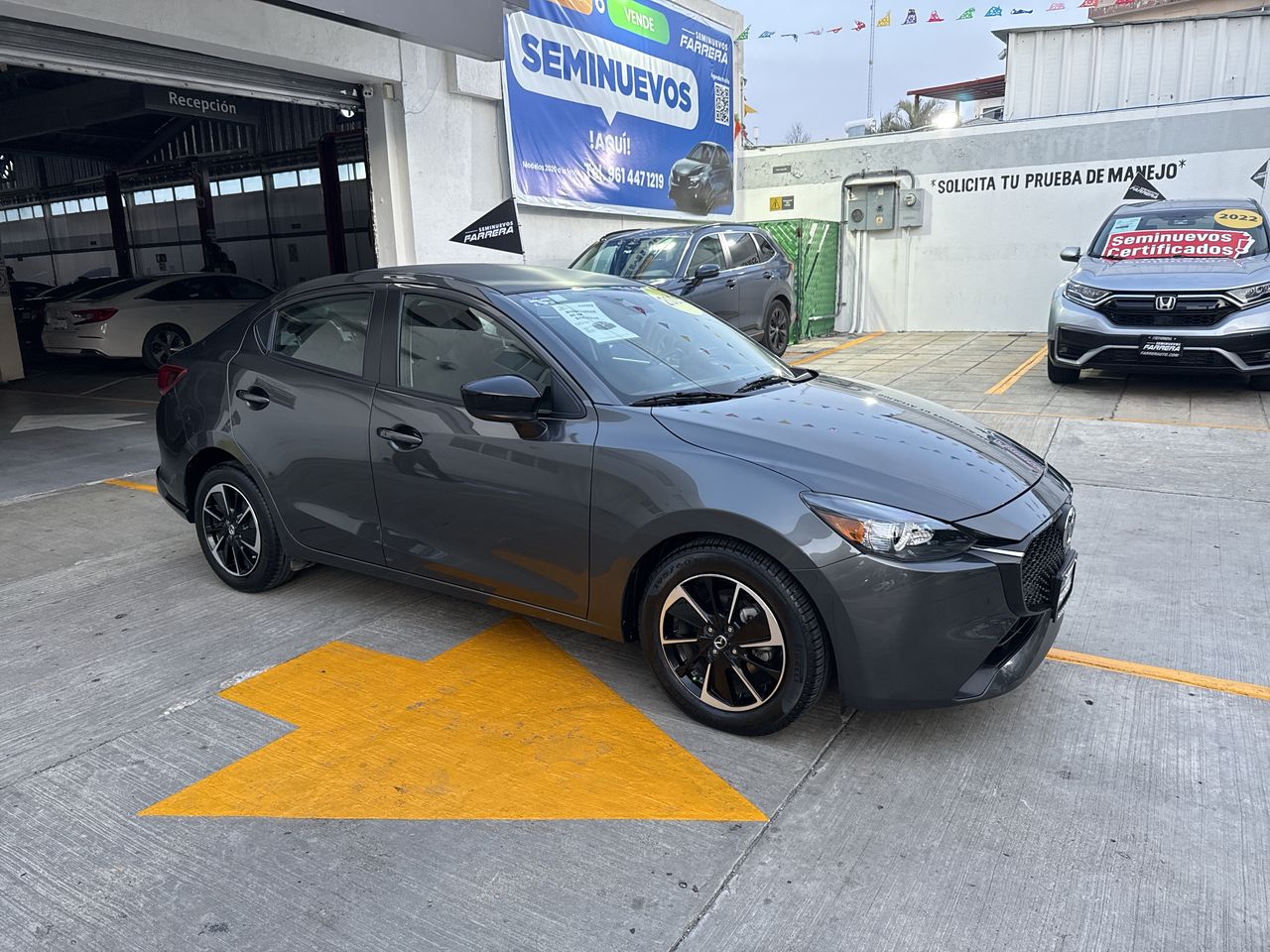 2025 Mazda Mazda 2 2.0 Signature Sedan At