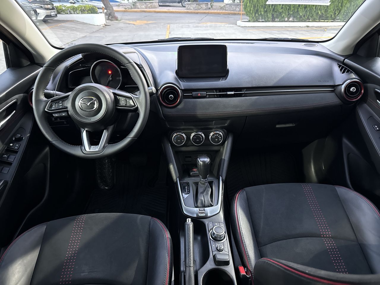 2025 Mazda Mazda 2 2.0 Signature Sedan At