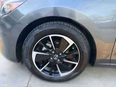2025 Mazda Mazda 2 2.0 Signature Sedan At