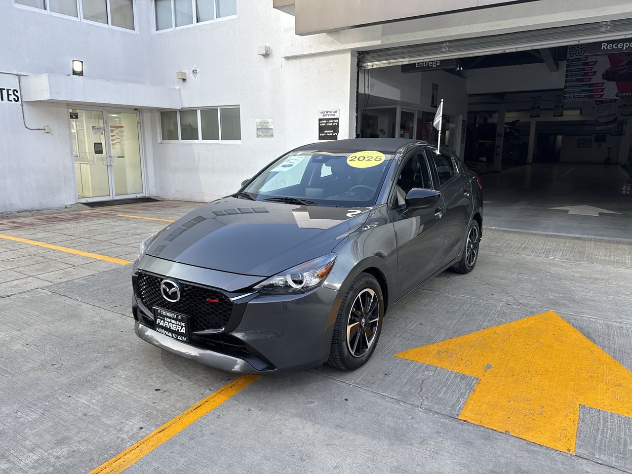 2025 Mazda Mazda 2 2.0 Signature Sedan At