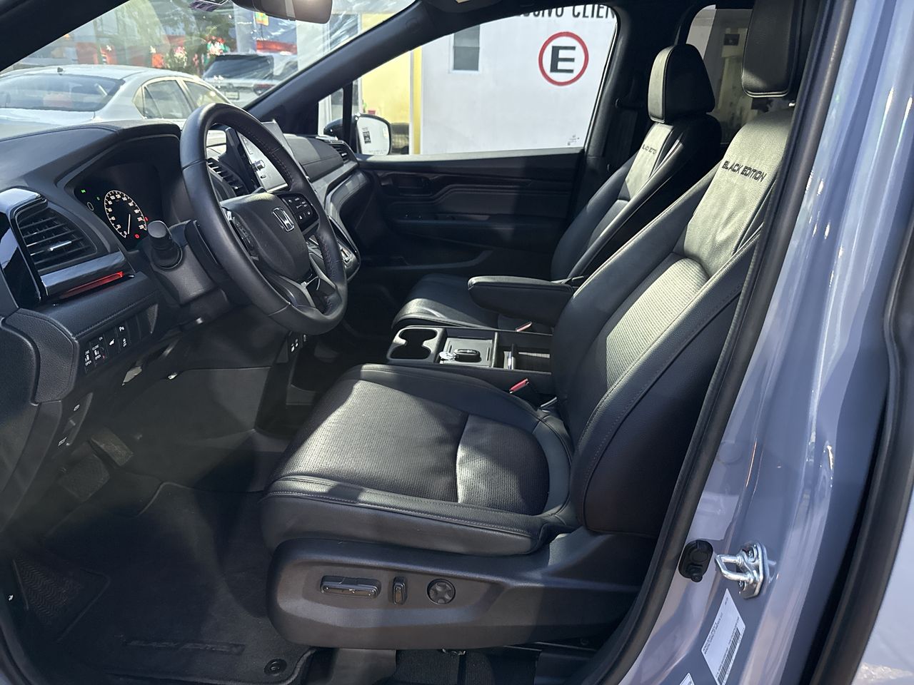 2025 Honda Odyssey 3.5 Black Edition At