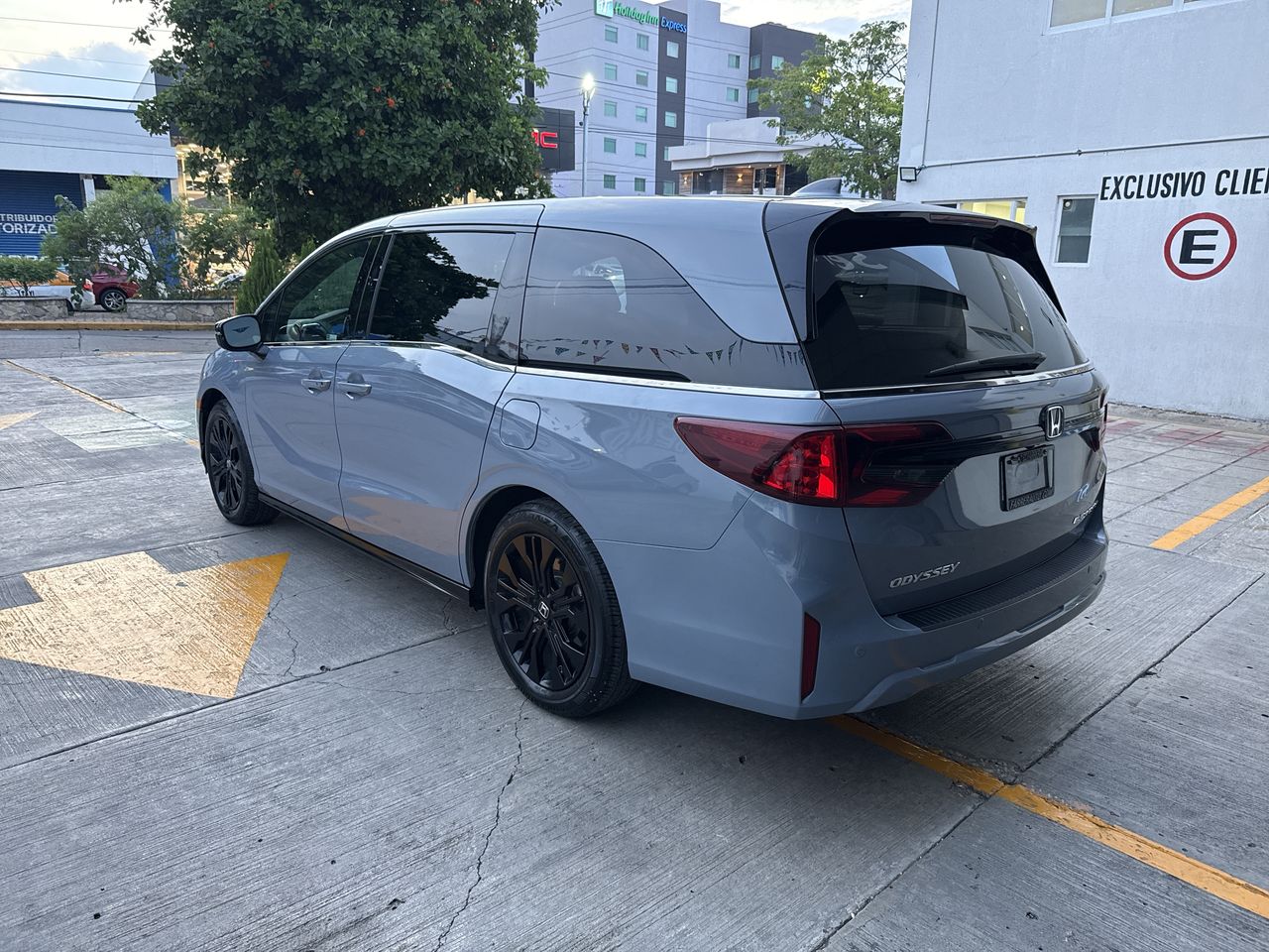2025 Honda Odyssey 3.5 Black Edition At