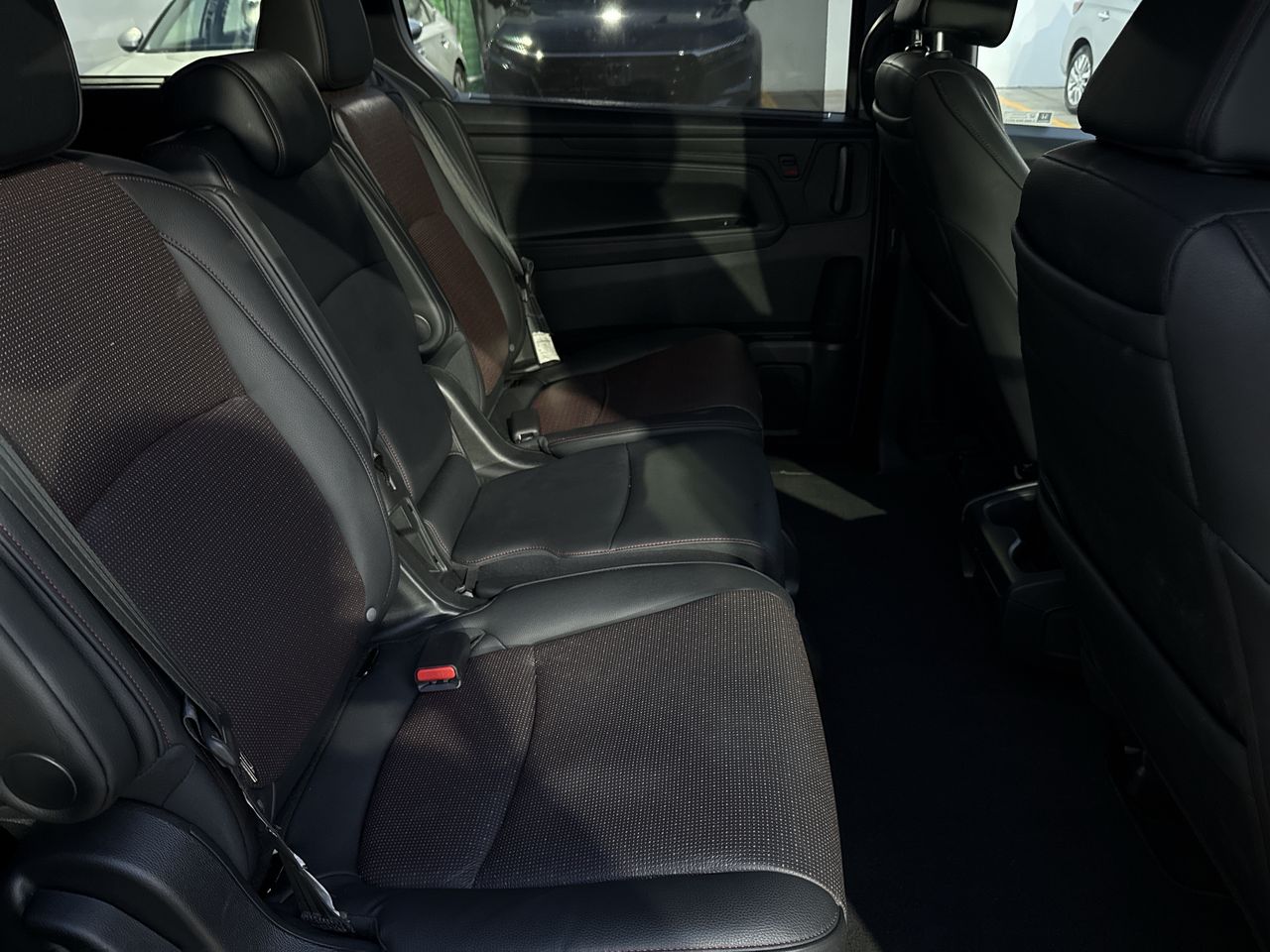 2025 Honda Odyssey 3.5 Black Edition At