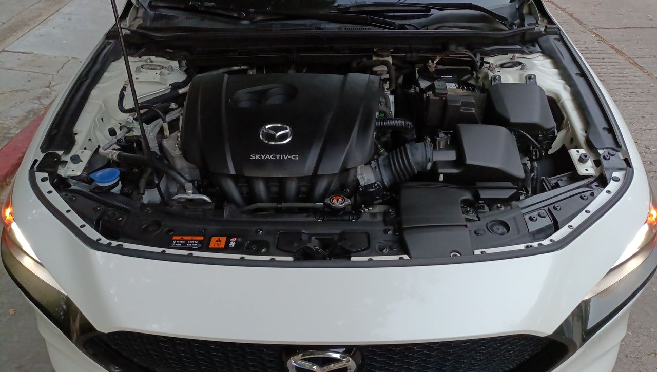 2020 Mazda Mazda 3 2.5 i Grand Touring Hb At