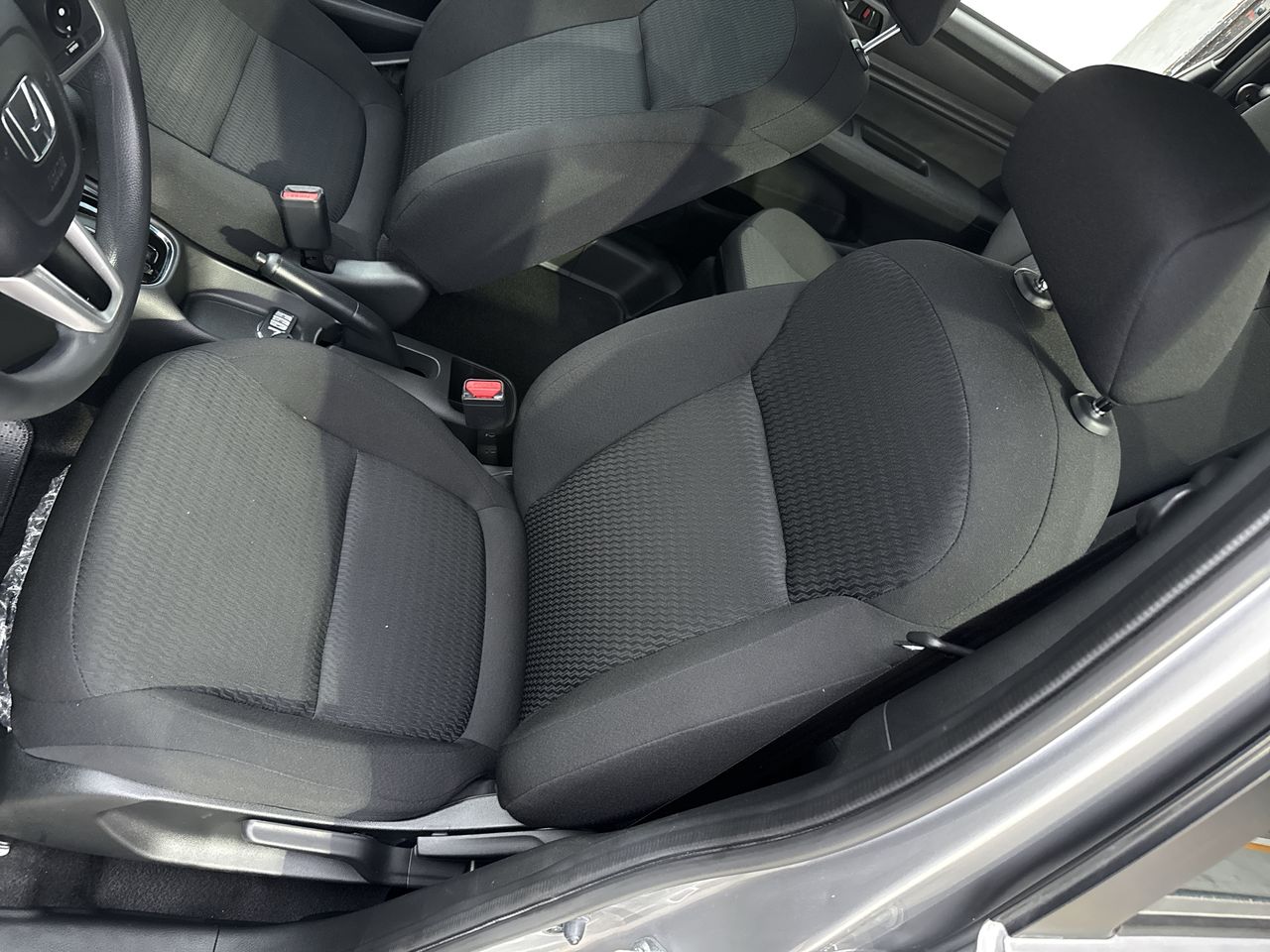 2025 Honda BR-V 1.5 Uniq At