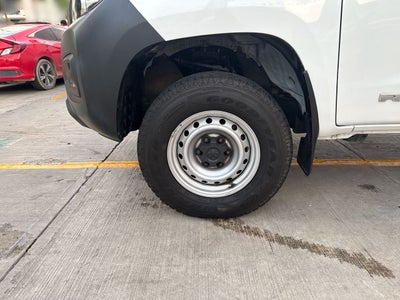 2025 RAM 1200 2.4 Tradesman Regular Cab Mt