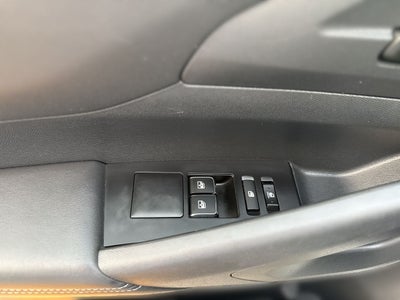 2025 RAM 1200 2.4 Tradesman Regular Cab Mt