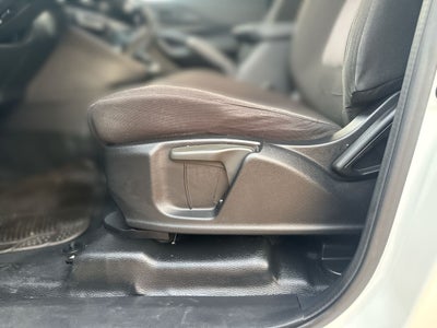 2025 RAM 1200 2.4 Tradesman Regular Cab Mt