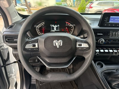 2025 RAM 1200 2.4 Tradesman Regular Cab Mt