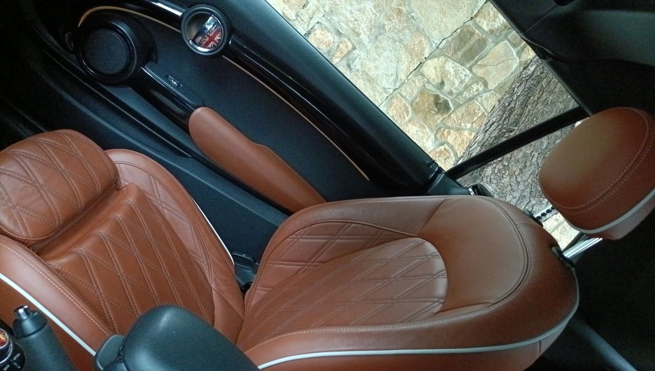 2022 MINI Cooper Convertible Iconic At