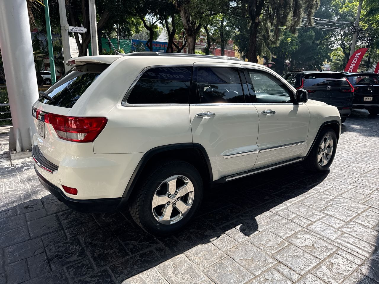 2012 Jeep Grand Cherokee 5.7 V8 Limited Premium 4x2 At