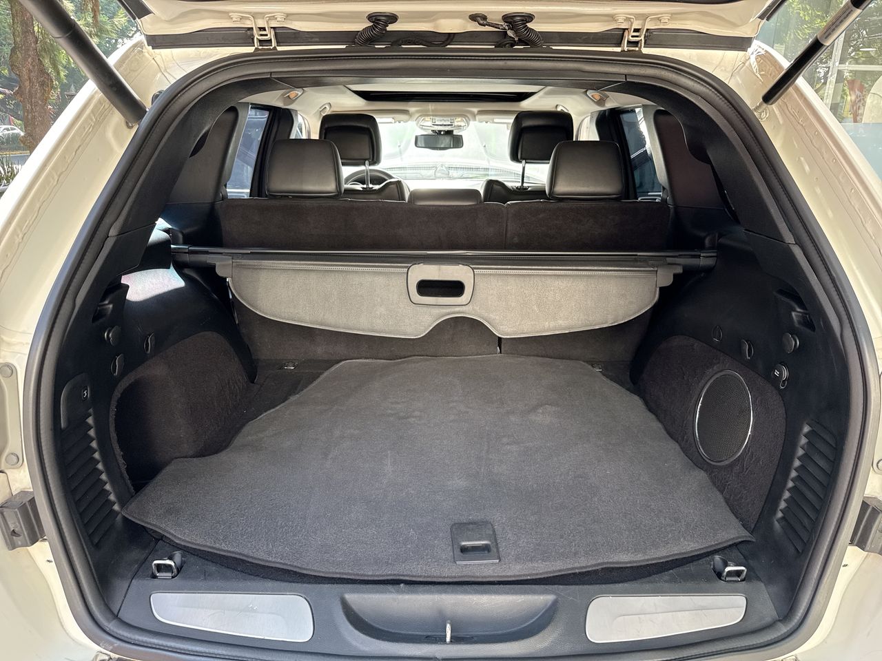 2012 Jeep Grand Cherokee 5.7 V8 Limited Premium 4x2 At