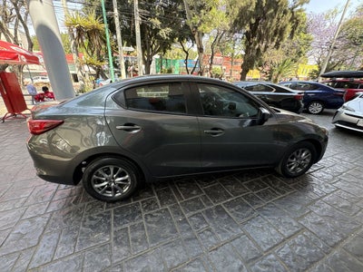 2023 Mazda Mazda 2 1.5 I Sport Sedan At