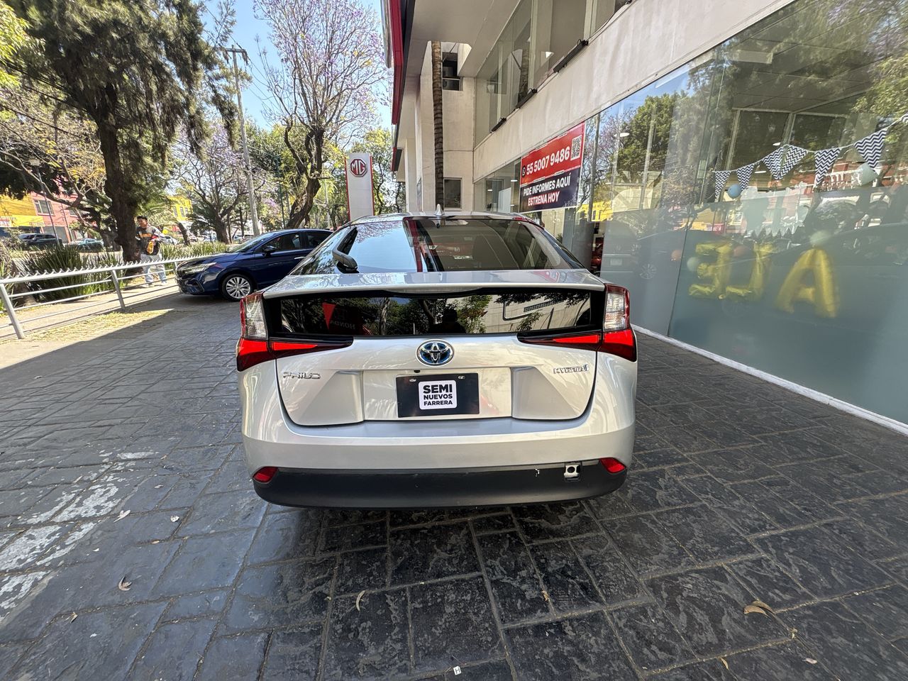 2021 Toyota Prius 1.8 Base Hibrido Cvt