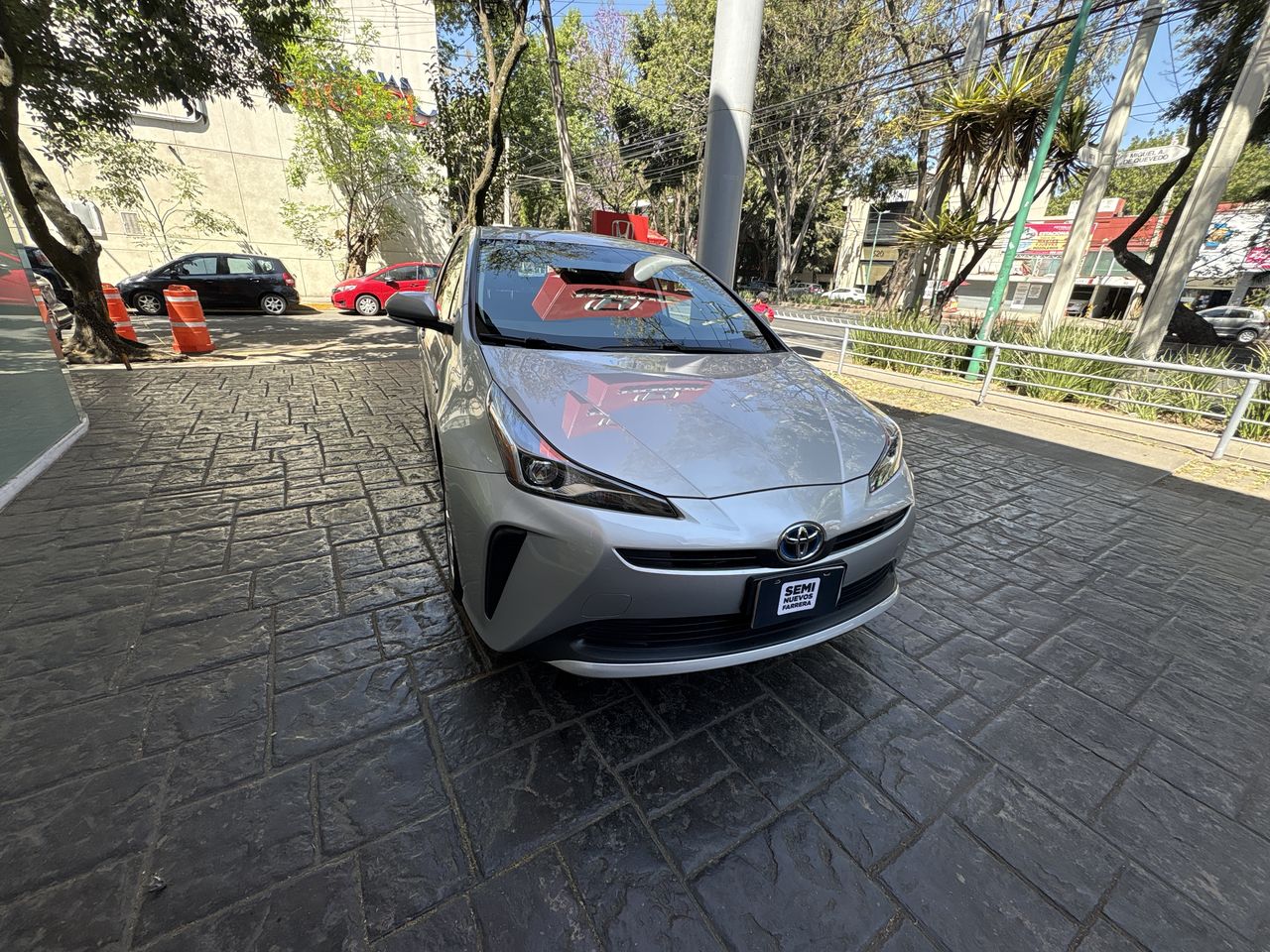 2021 Toyota Prius 1.8 Base Hibrido Cvt