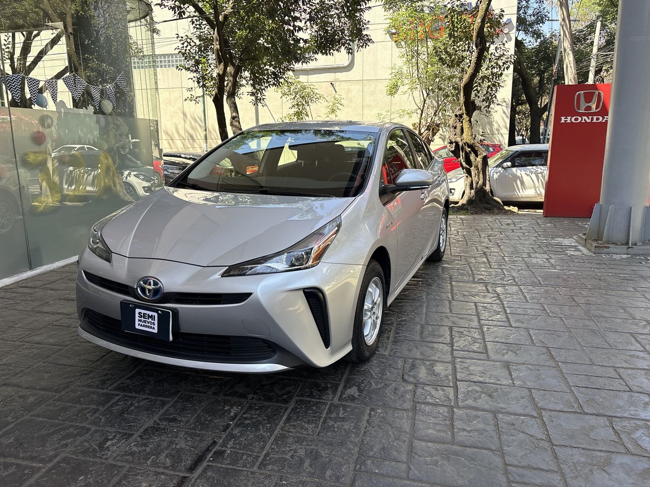 2021 Toyota Prius 1.8 Base Hibrido Cvt
