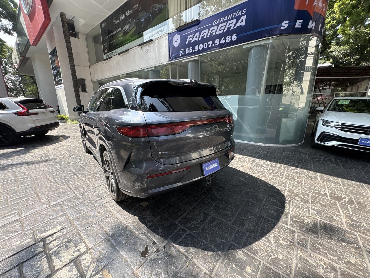 2026 BYD Atto 8 DM-p At