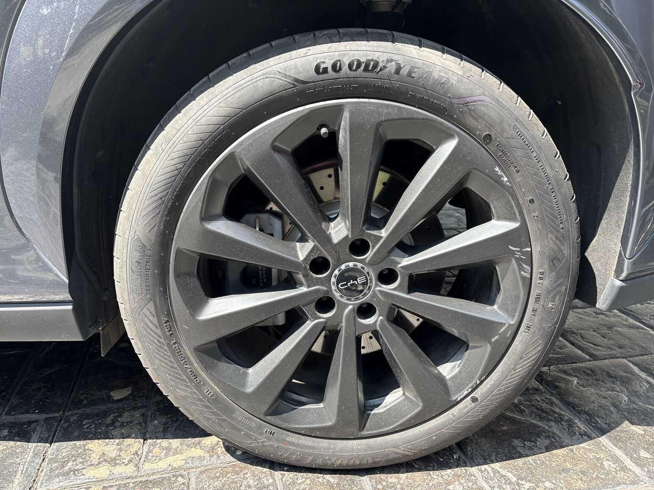 2026 BYD Atto 8 DM-p At