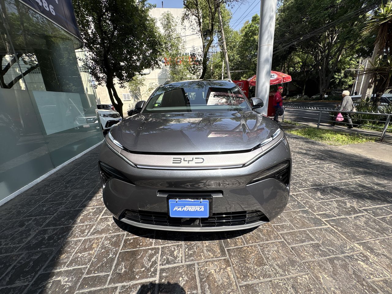 2026 BYD Atto 8 DM-p At