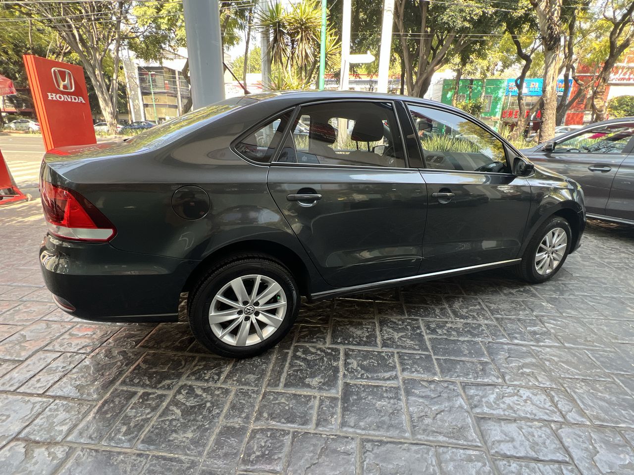 2017 Volkswagen Vento 1.6 Comfortline At