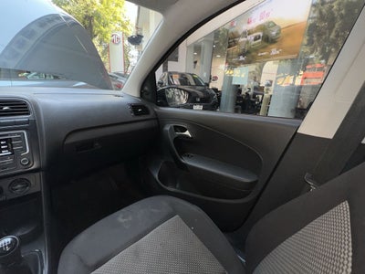 2017 Volkswagen Vento 1.6 Comfortline At