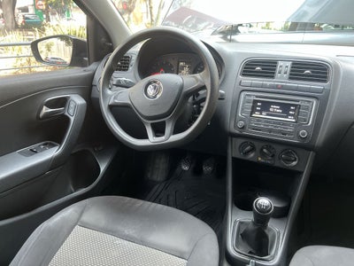 2017 Volkswagen Vento 1.6 Comfortline At