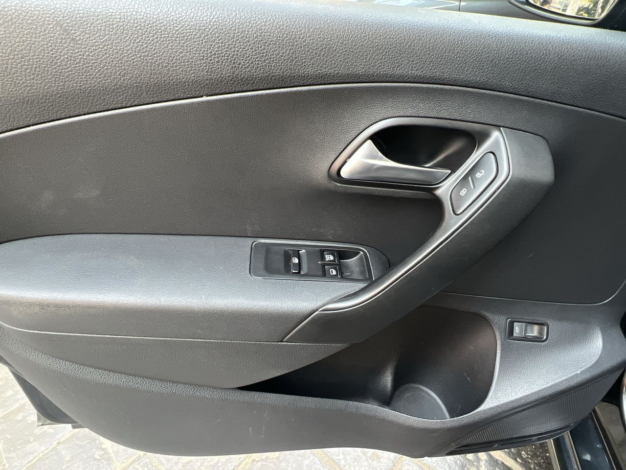 2017 Volkswagen Vento 1.6 Comfortline At