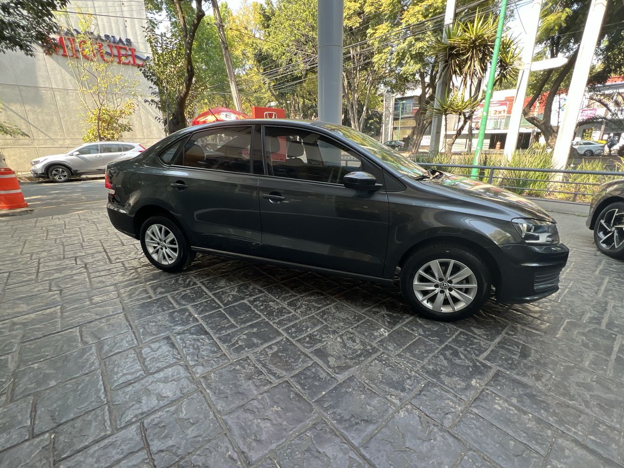 2017 Volkswagen Vento 1.6 Comfortline At
