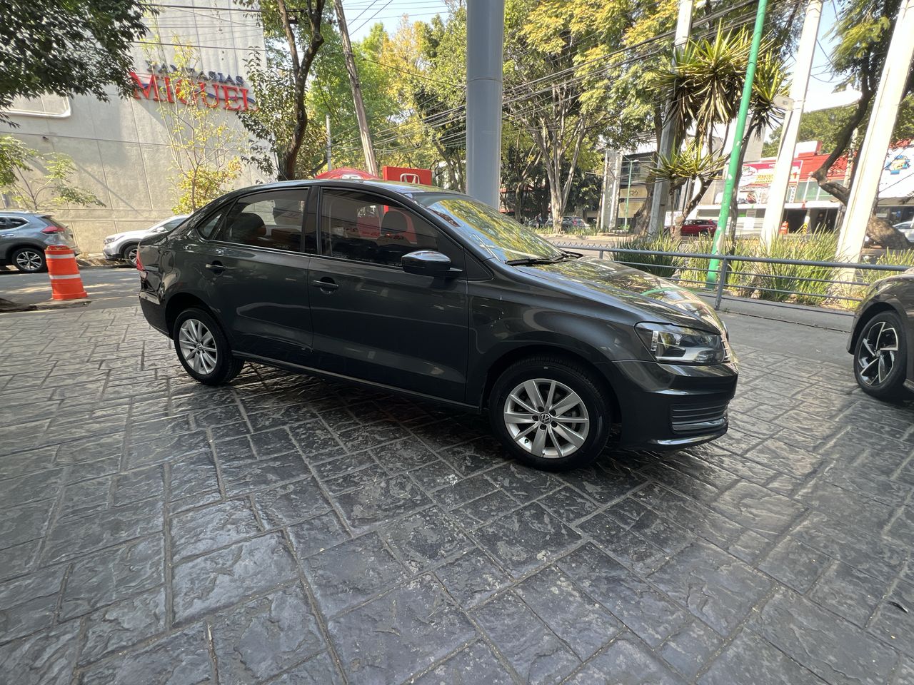 2017 Volkswagen Vento 1.6 Comfortline At